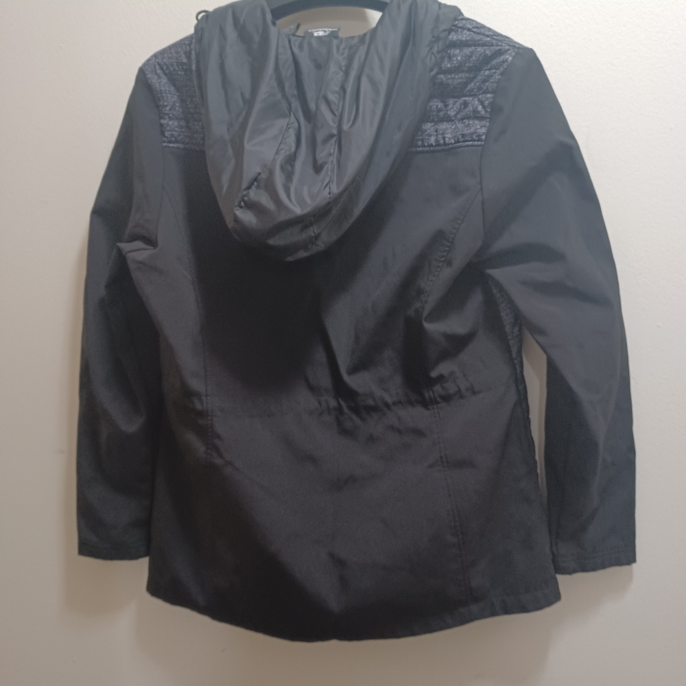 New Balance Jacket - Picture 3 of 4